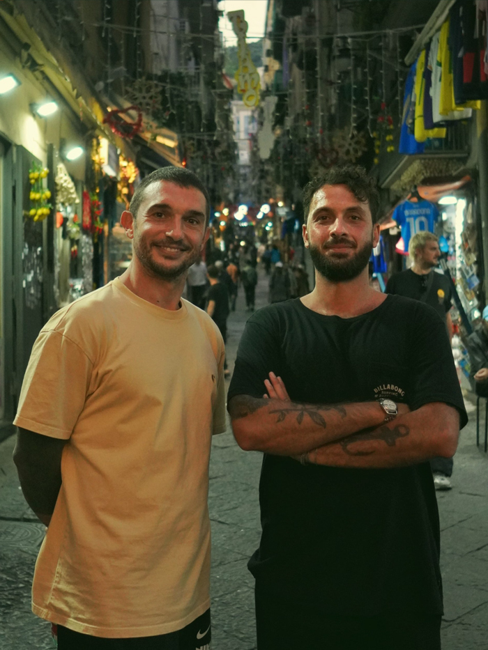 Il pizzaiolo al lavoro